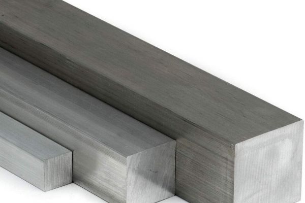 kvadrat aljuminievyj