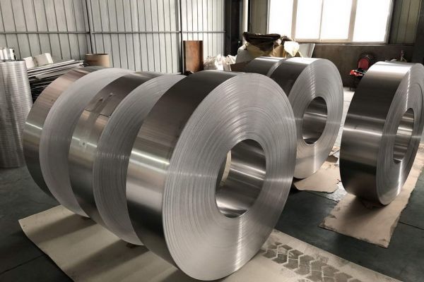 nerzhavejuschie rulony